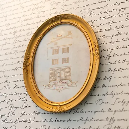 Casa Liberta & *